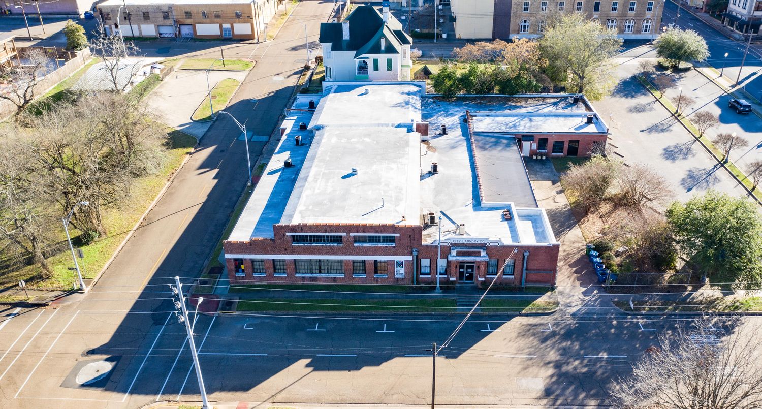 208 E Burleson St, Marshall, TX 75670